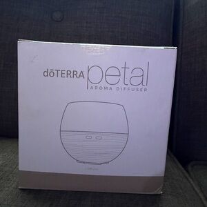 doTERRA Petal Diffuser with Essential Oil